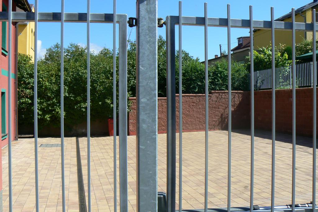 Penzion Na Vapence Либерец Екстериор снимка